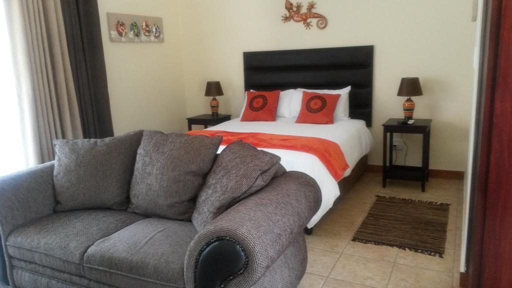 Serenight Guesthouse Pretoria-Noord 部屋 写真