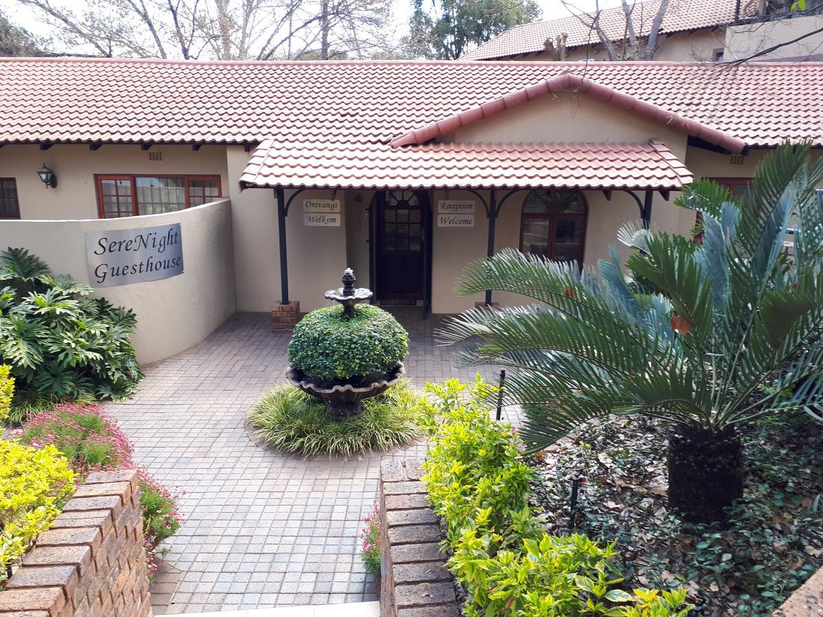 Serenight Guesthouse Pretoria-Noord エクステリア 写真