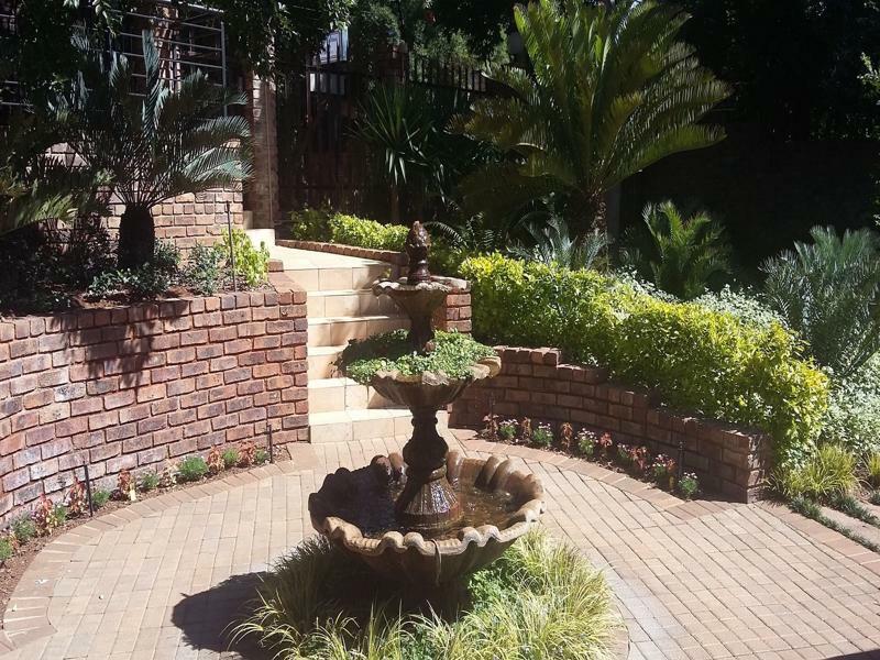 Serenight Guesthouse Pretoria-Noord エクステリア 写真